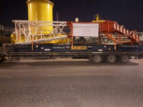 Heavy Lifting at Jebel Ali